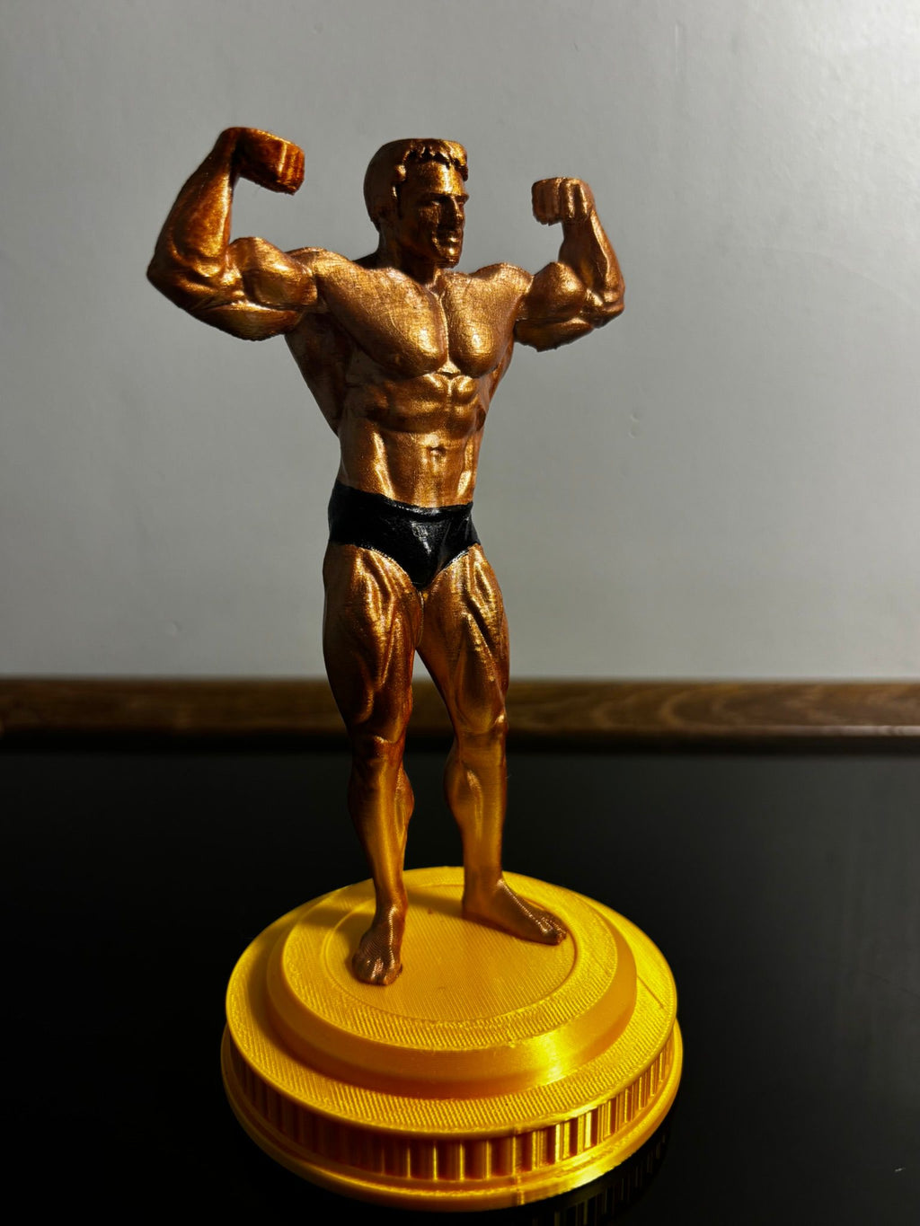 FITNESS TEMALI DEKORATİF ARNOLD - STRONGKEYCO DECORATIVE SERIES